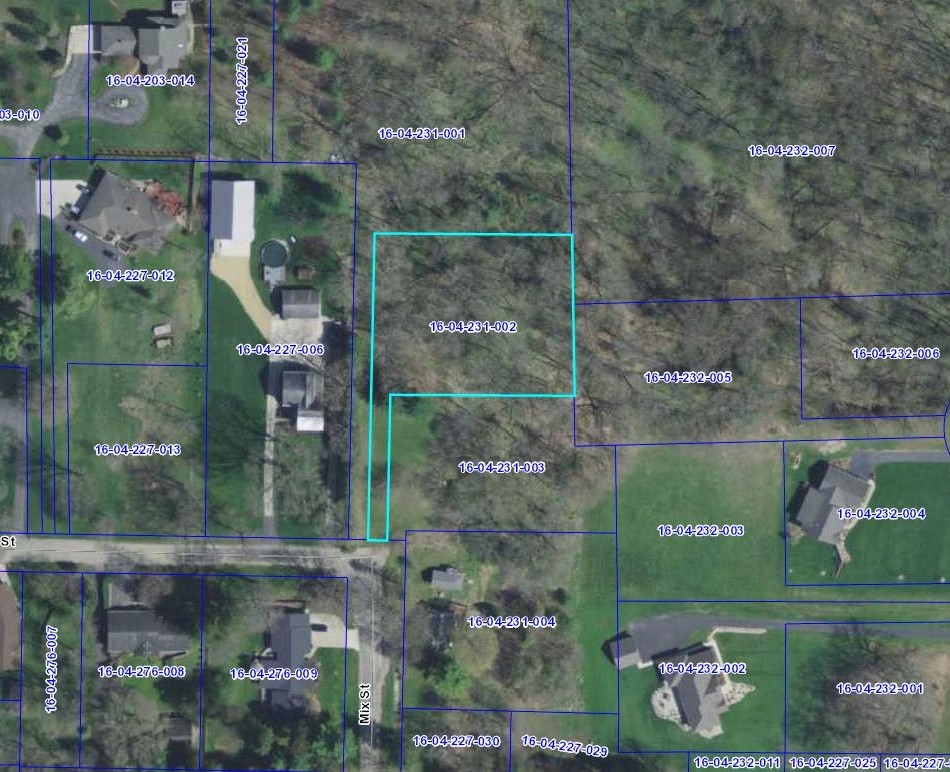 990 Illinois Street Property Photo