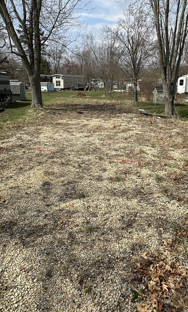 23-92 Woodhaven Lakes Property Photo 2