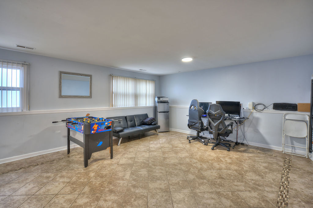 330 Hoxie Avenue Property Photo 8