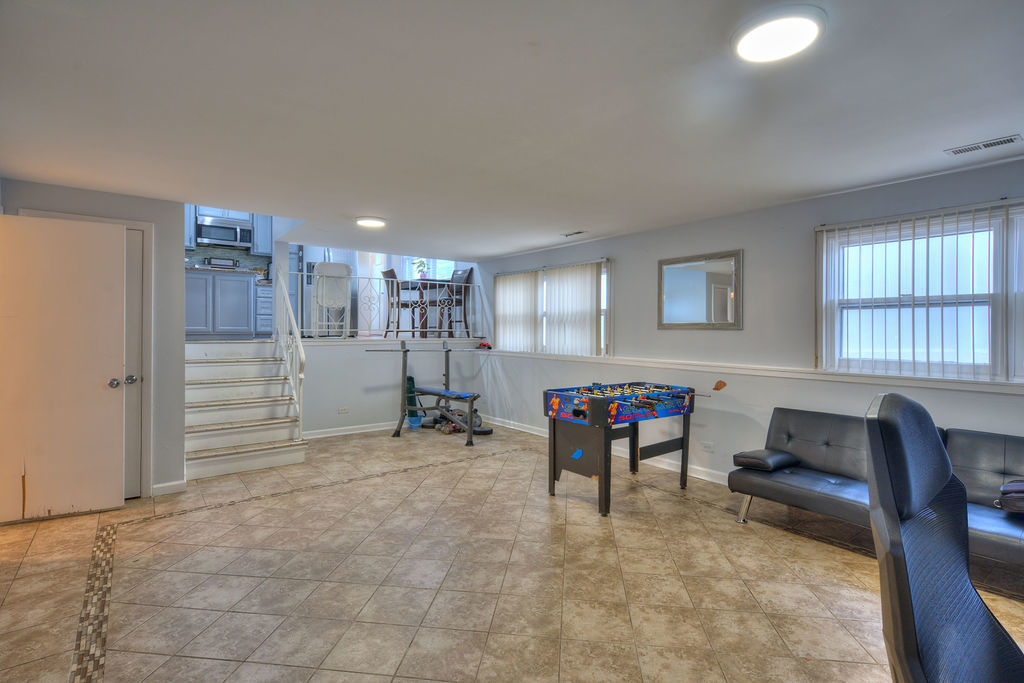 330 Hoxie Avenue Property Photo 9