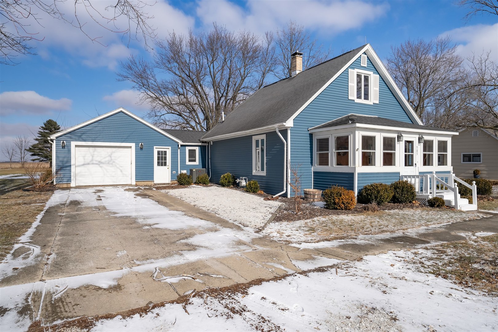 505 W North Street Property Photo