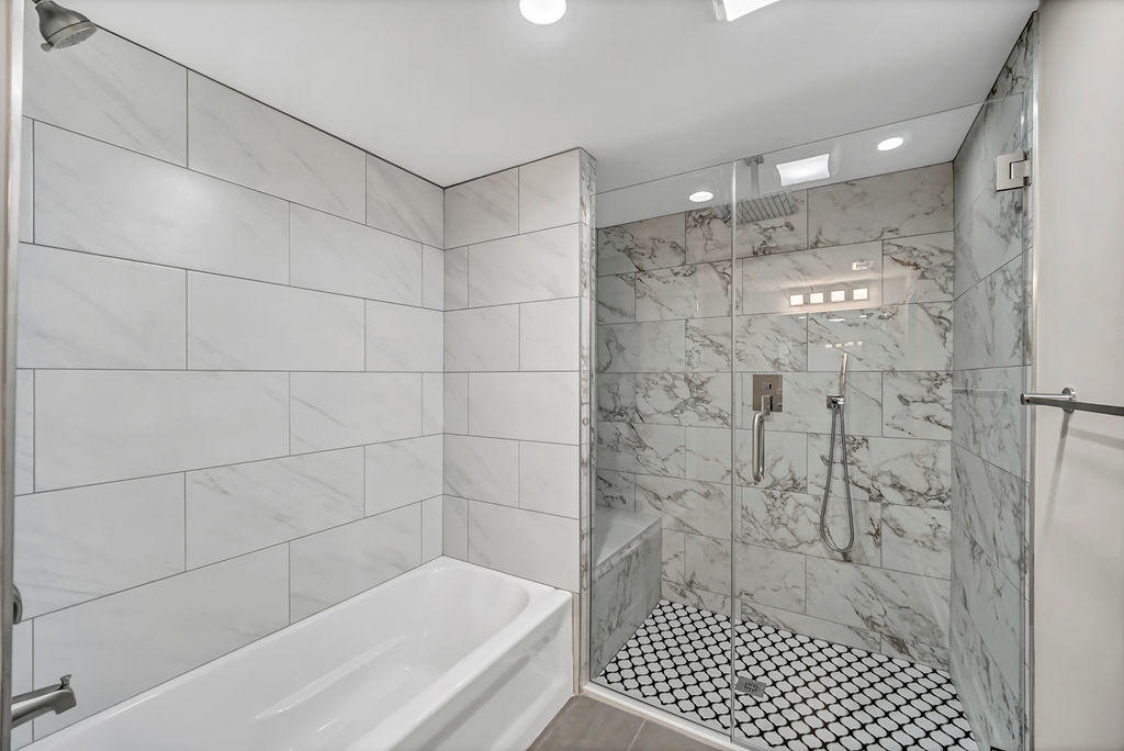 4714 N Talman Avenue Property Photo 21