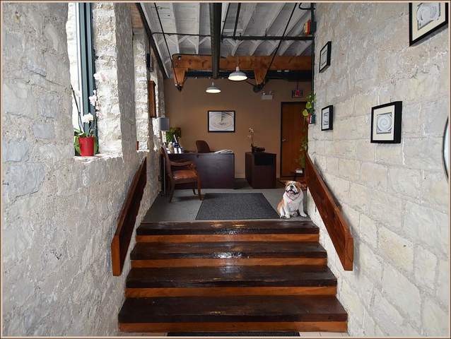 425 N River St Property Photo 3