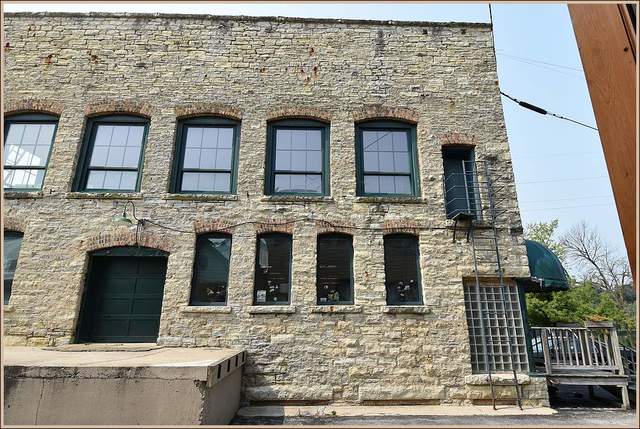 425 N River St Property Photo 8