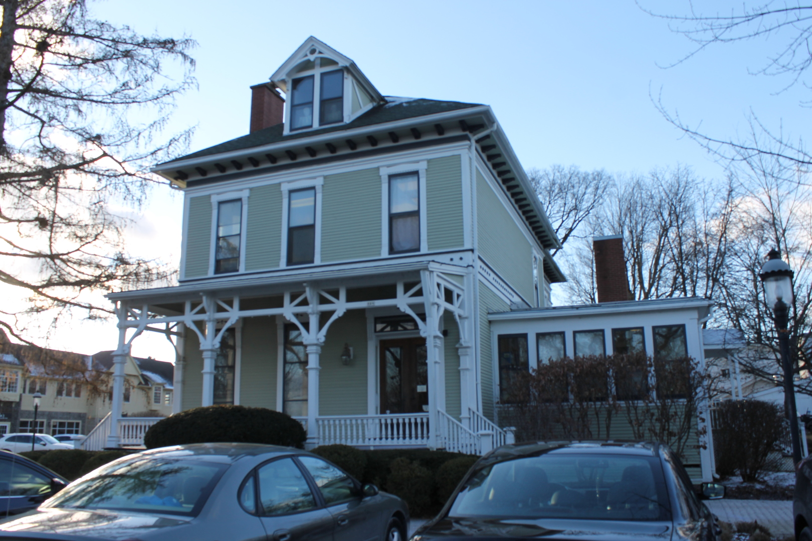 215 Fulton St Property Photo 1