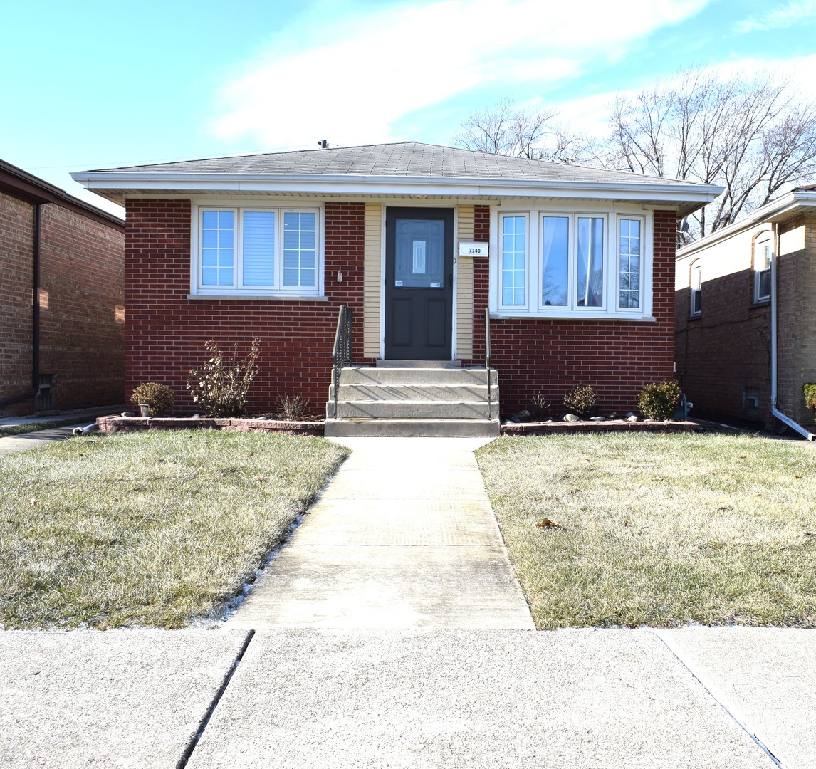 7740 Mobile Avenue Property Photo