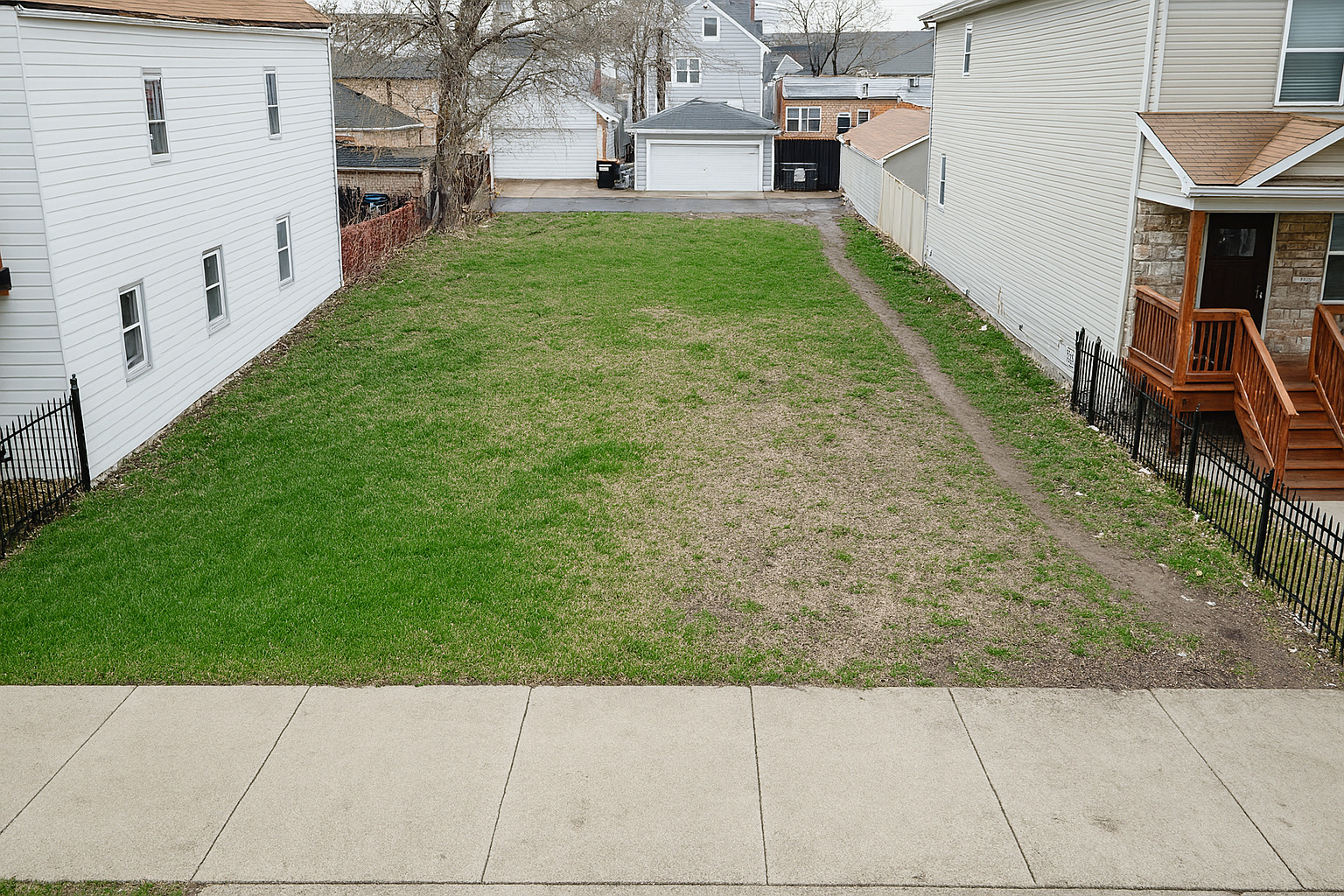 2457 W 46th Place Property Photo 6