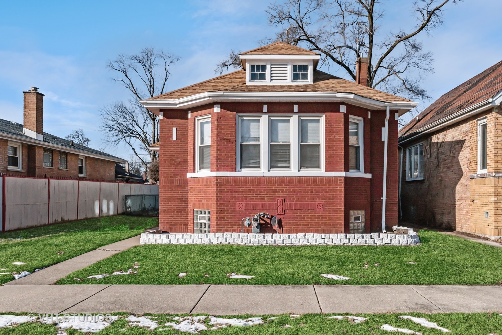 15720 Ashland Avenue Property Photo 1