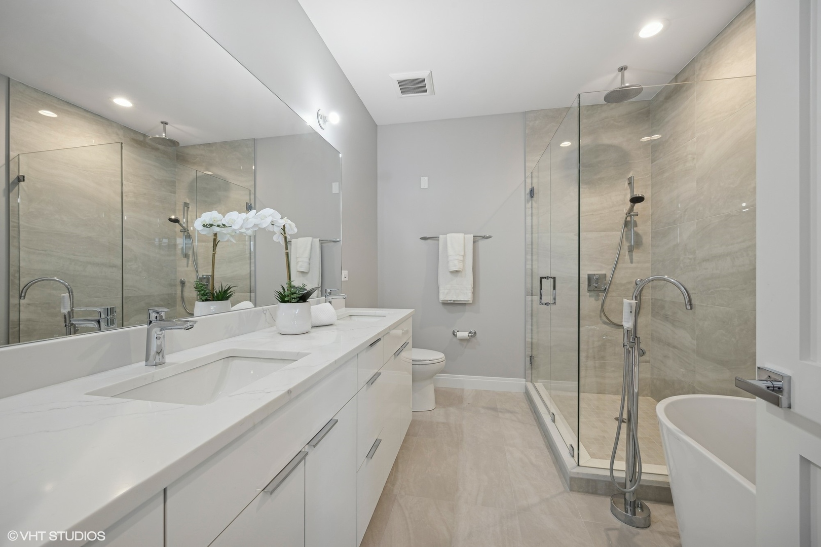 715 South Boulevard 304 Property Photo 11