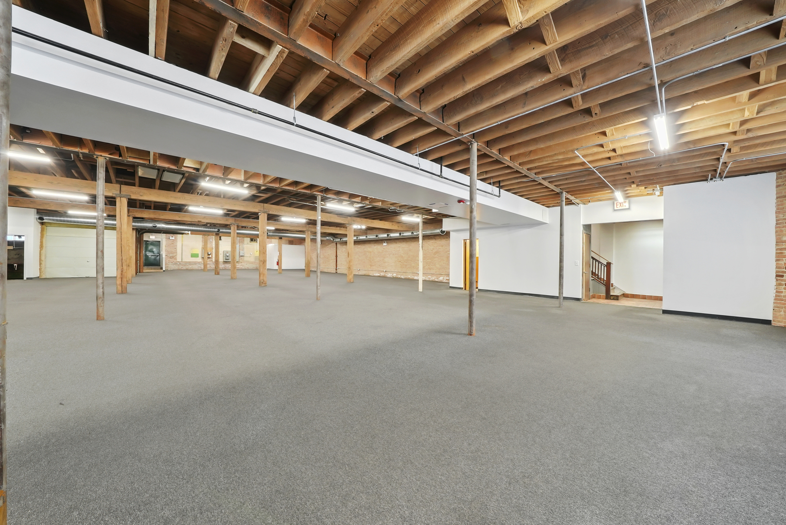 526 N Western Avenue Property Photo 12