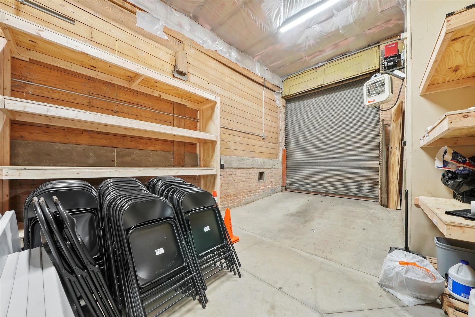 526 N Western Avenue Property Photo 19