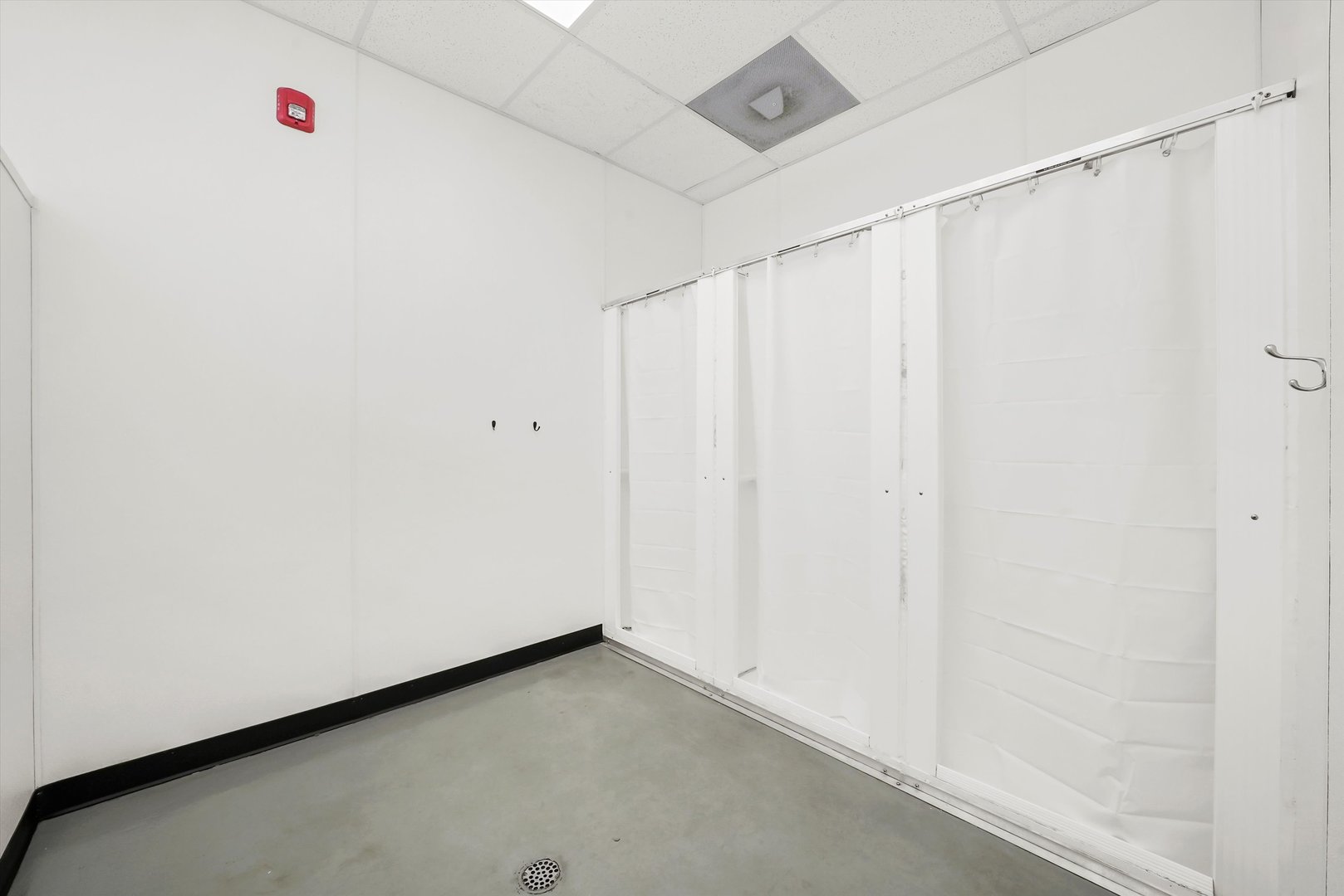 526 N Western Avenue Property Photo 55