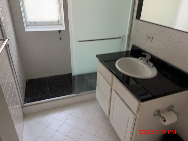 415 W Aldine Avenue 15b Property Photo 7