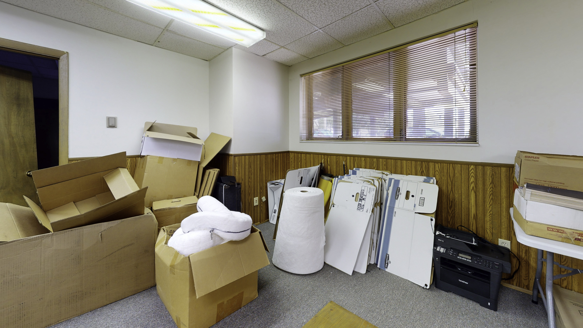 403 W Galena Blvd Property Photo 3