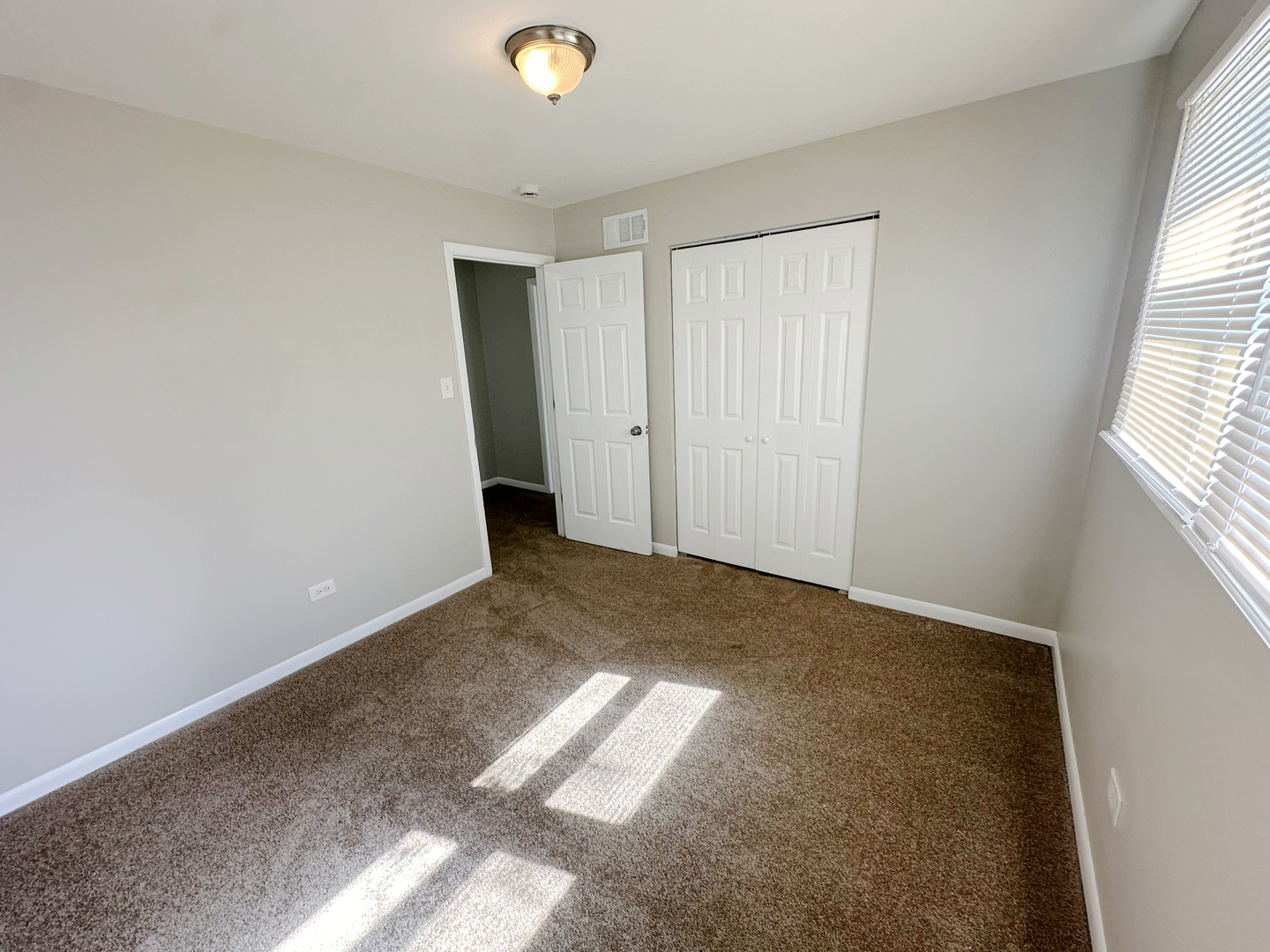 439 S Minerva Avenue Property Photo 15