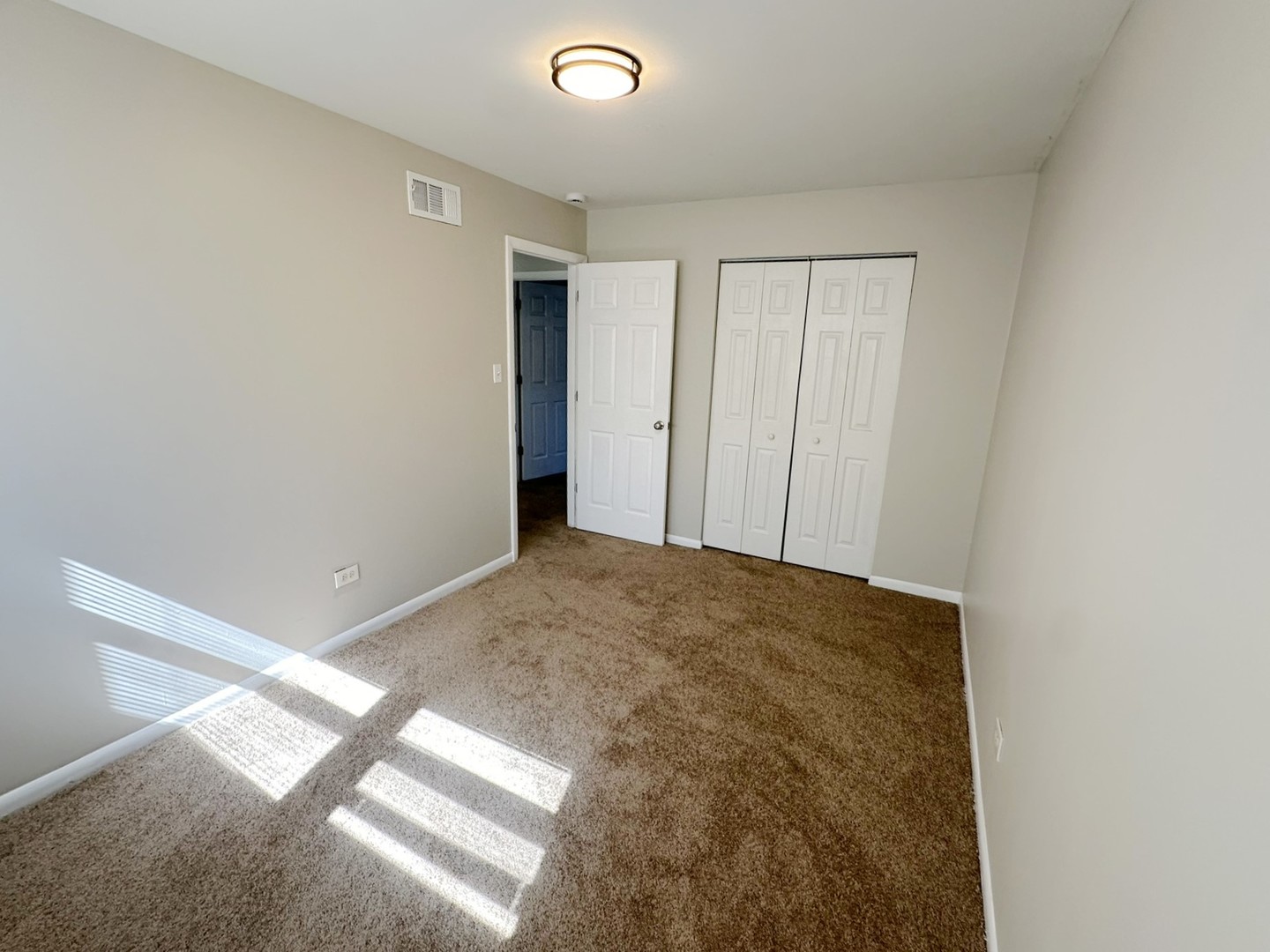 439 S Minerva Avenue Property Photo 17