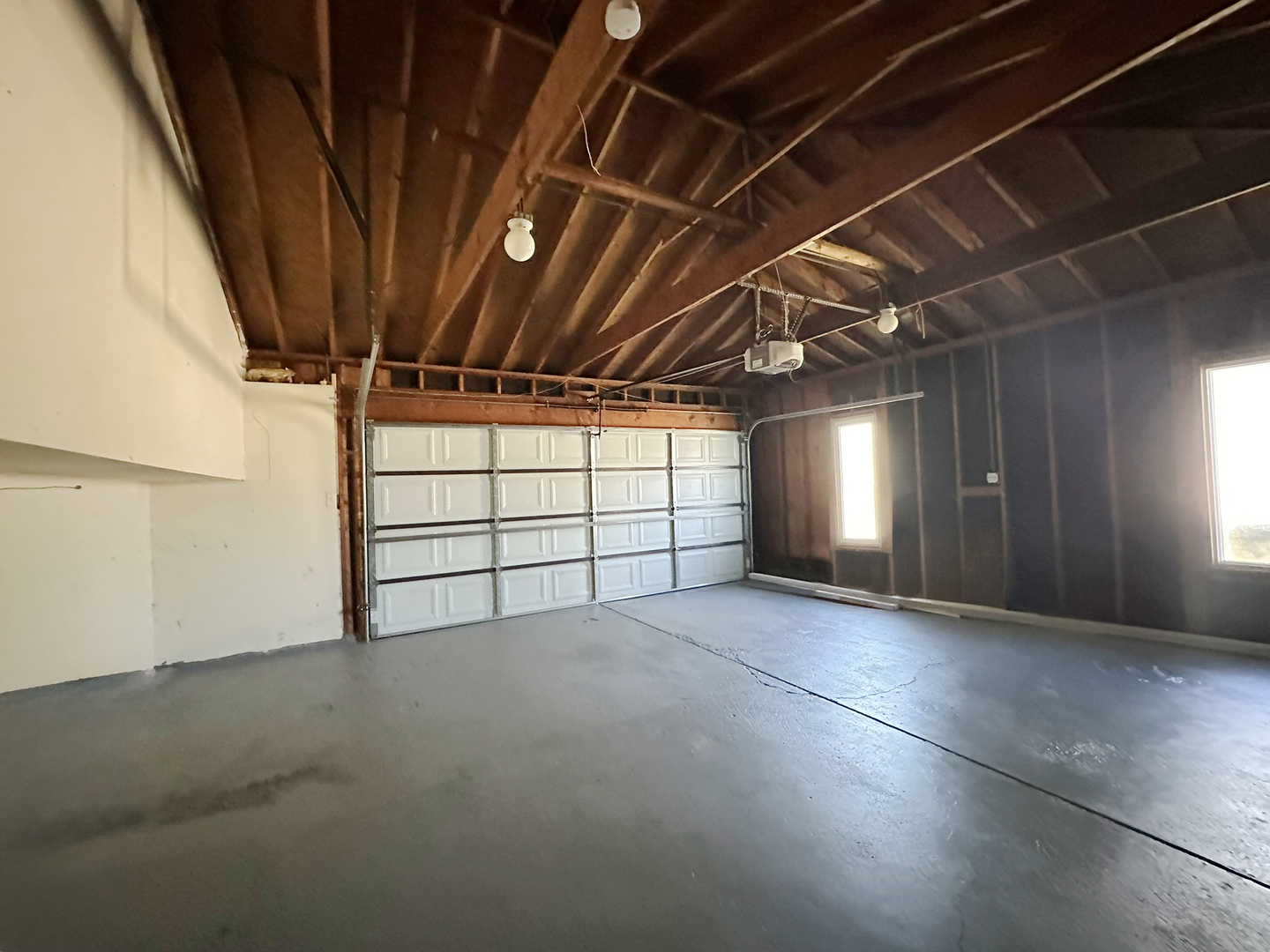 439 S Minerva Avenue Property Photo 22