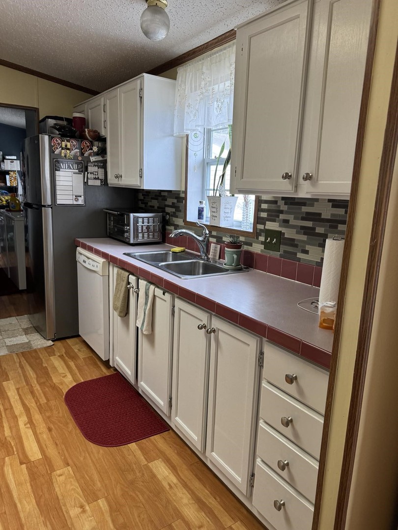 5492 Heartwood Lane Property Photo 7