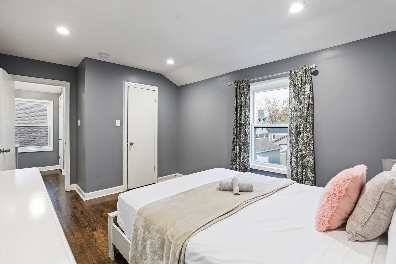 749 Manchester Avenue Property Photo 10