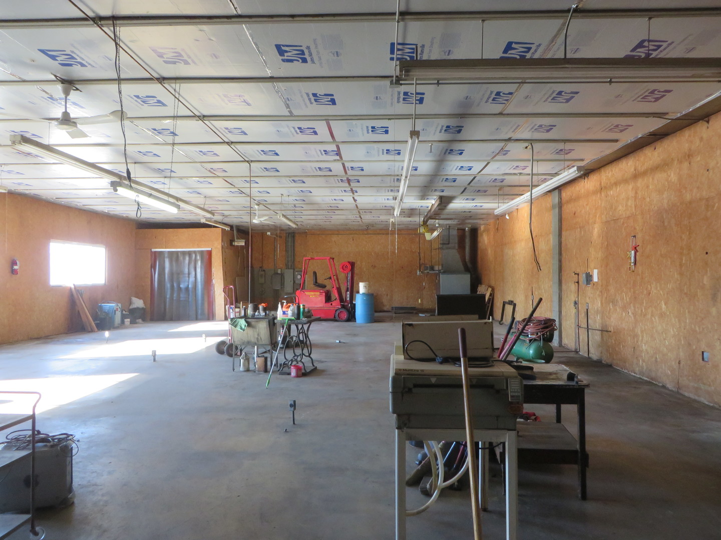 110 W River Street Property Photo 3