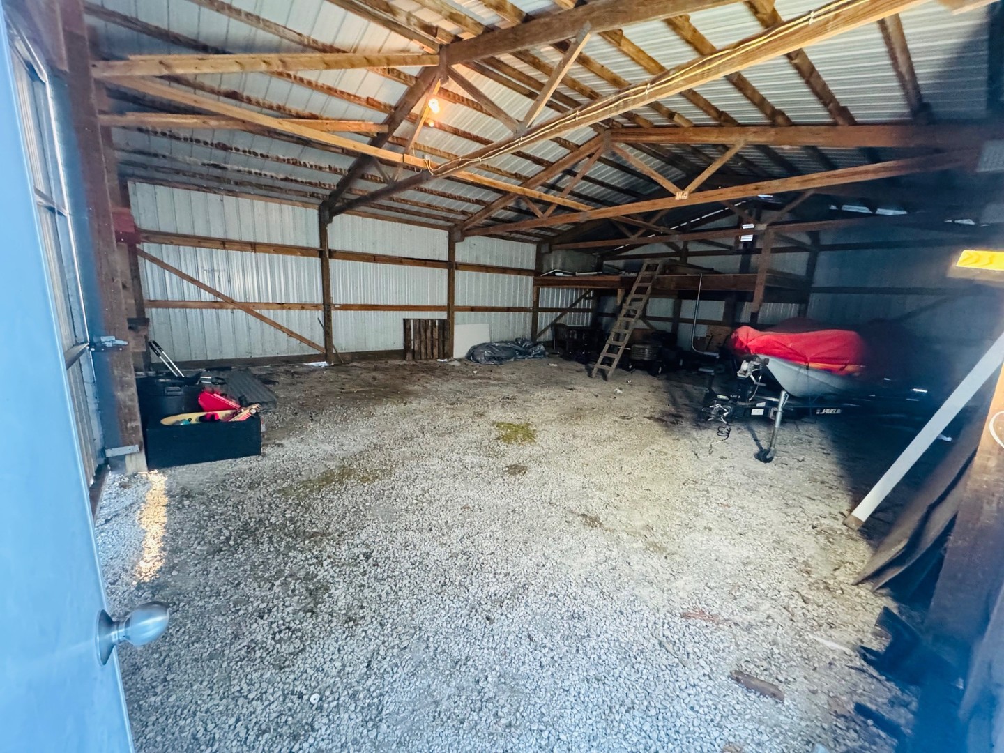 410 Pickett St Property Photo 9