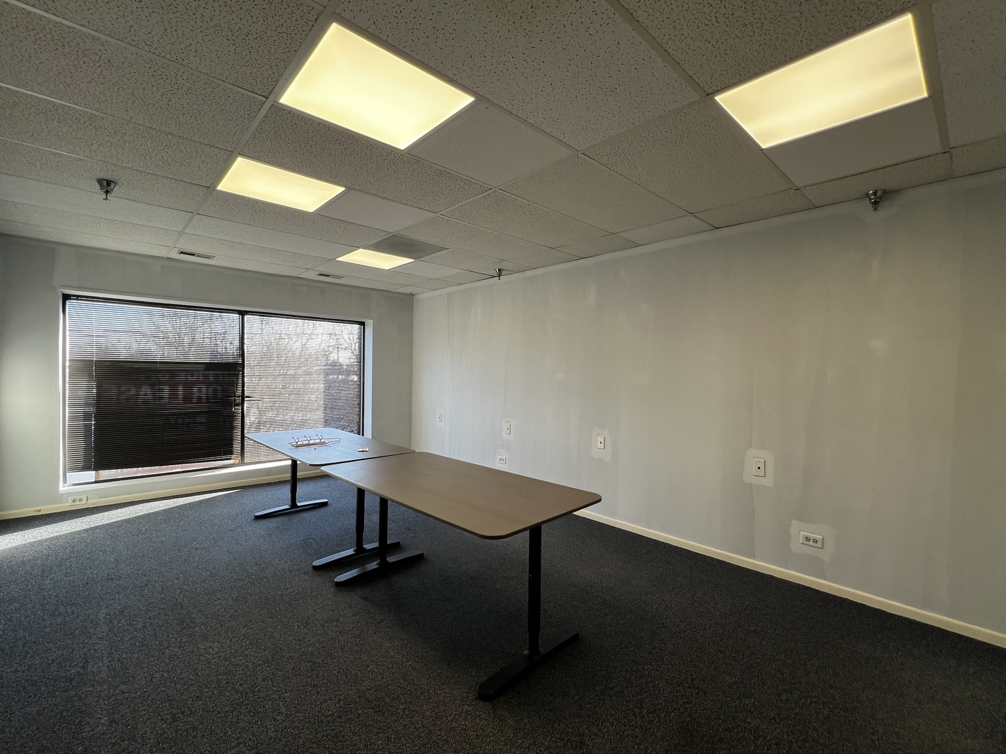 9944 S Roberts Road 201 Property Photo 8