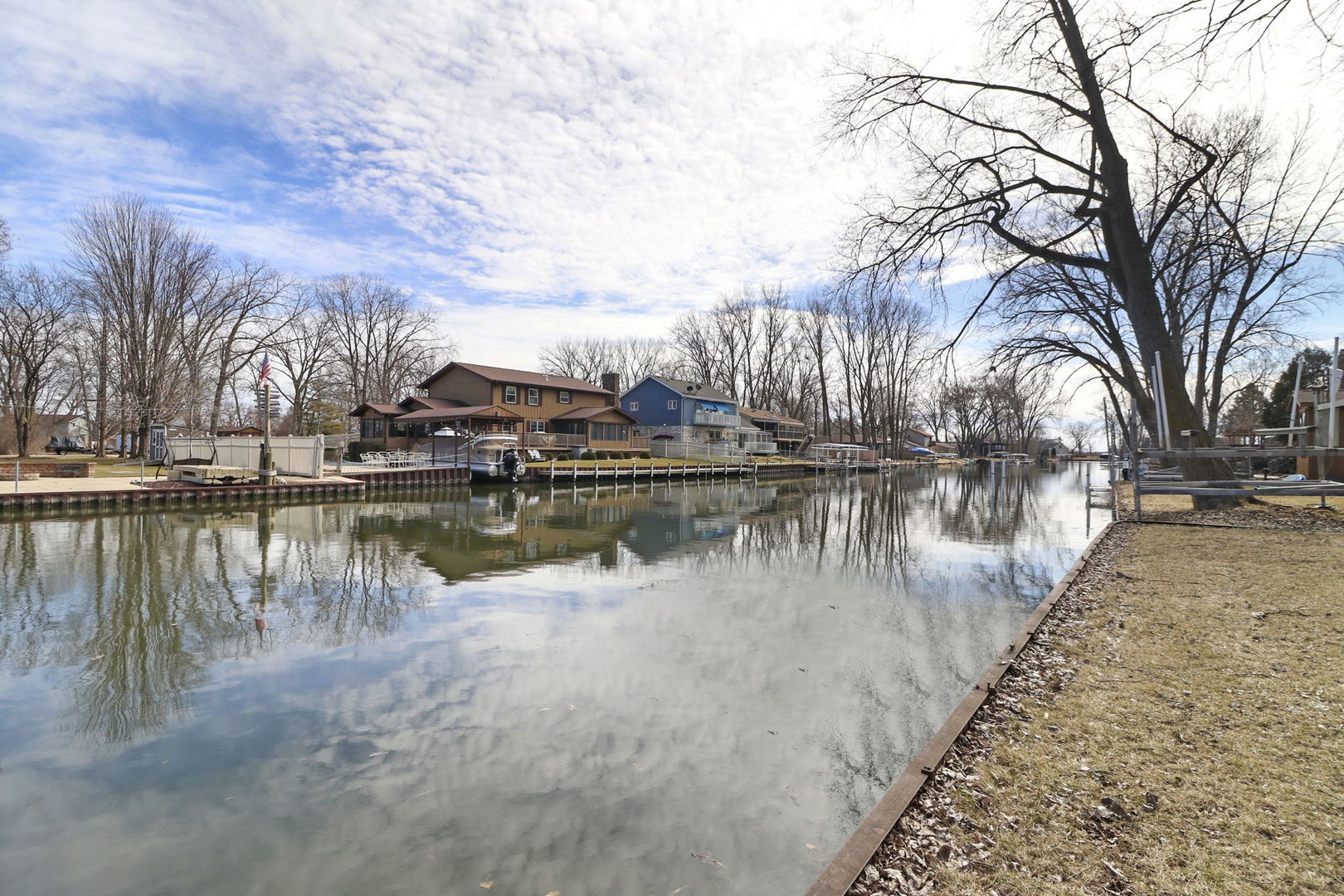 609 Monterrey Ter Property Photo 4