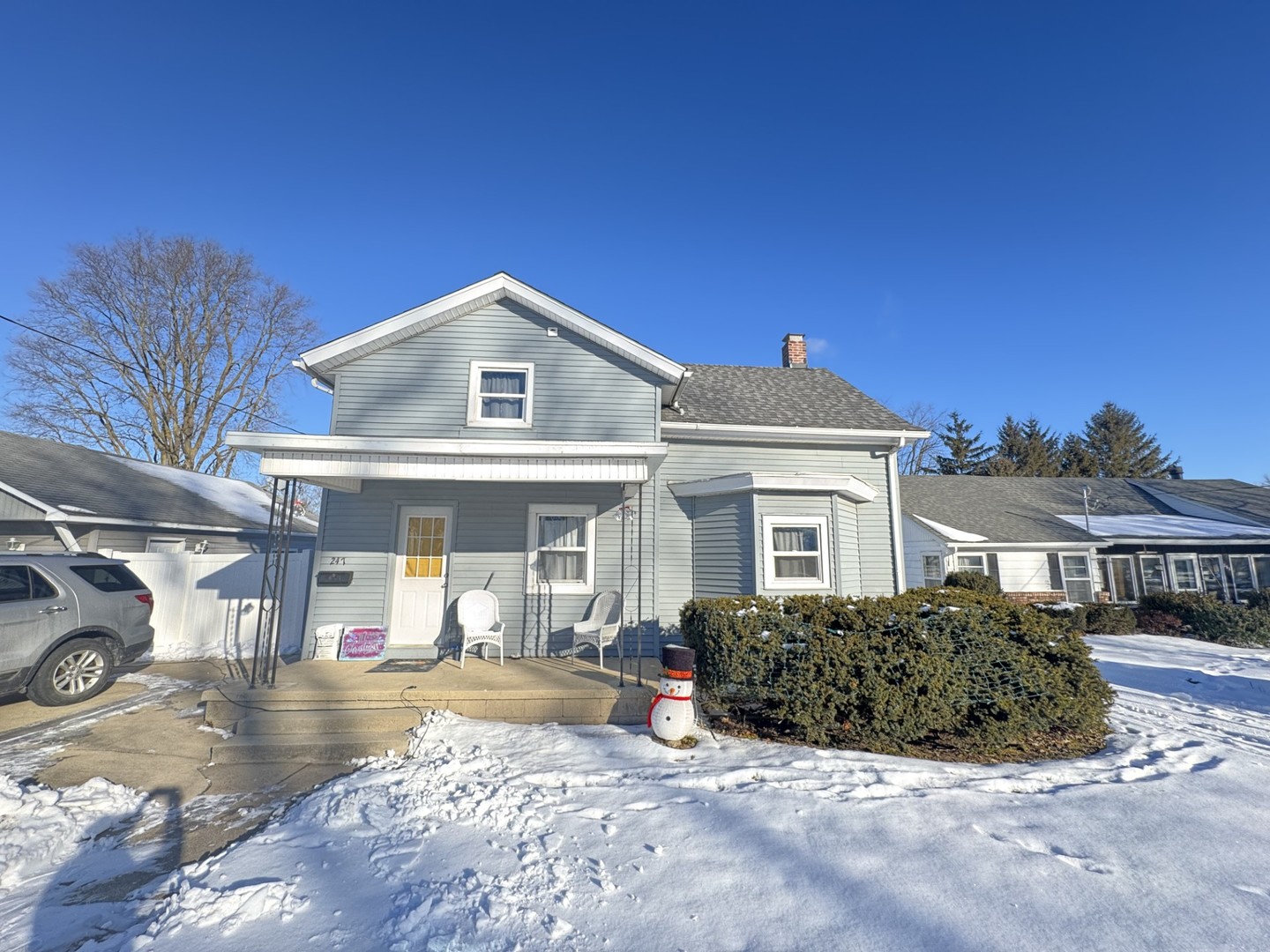 247 E 5th Street Property Photo