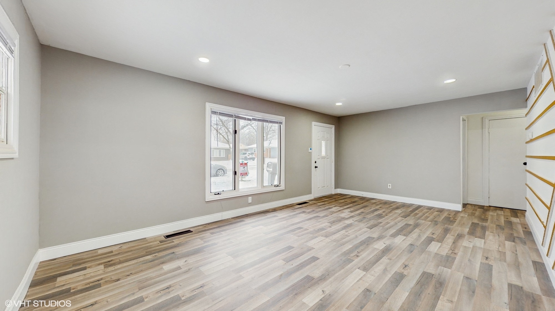 362 Miami Street Property Photo 4