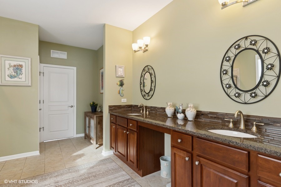 3717 Canton Circle Property Photo 13