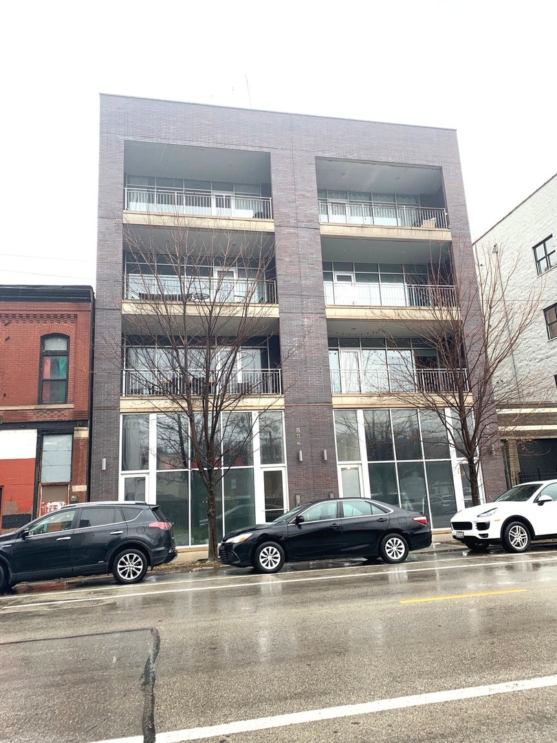 854 N California Avenue C1 Property Photo