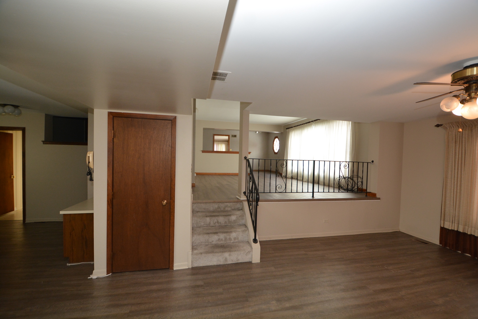 819 N 17th Avenue Property Photo 5
