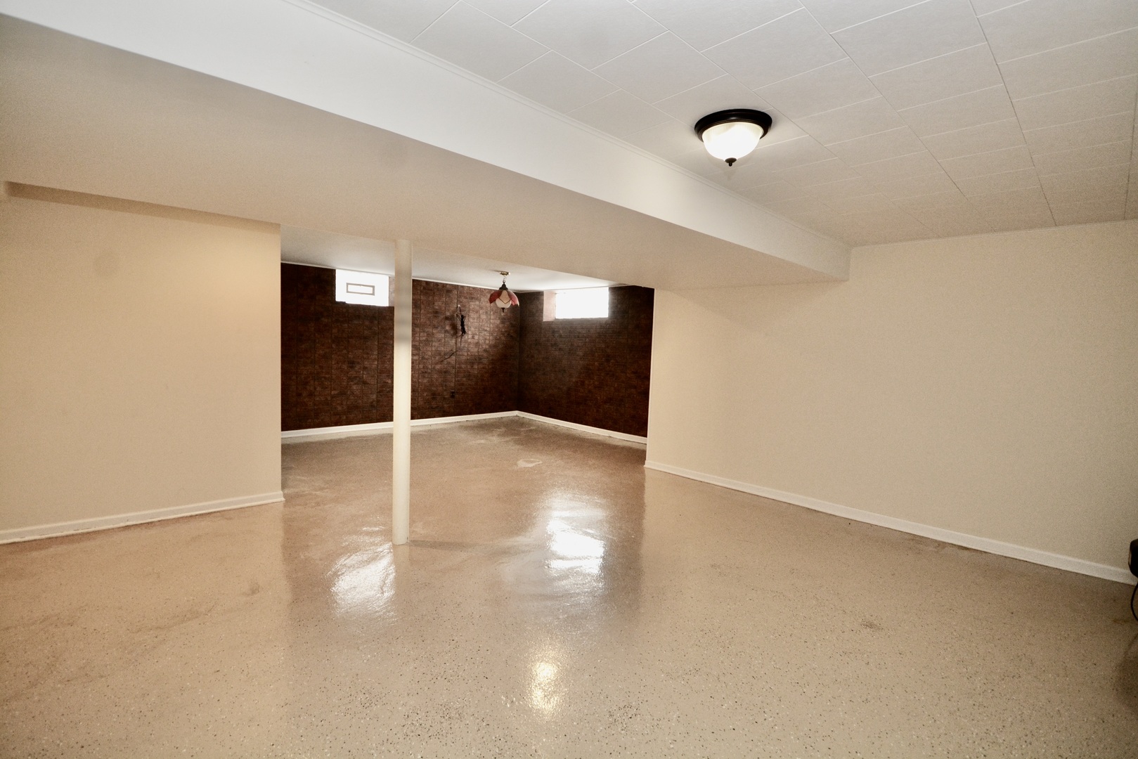 819 N 17th Avenue Property Photo 19