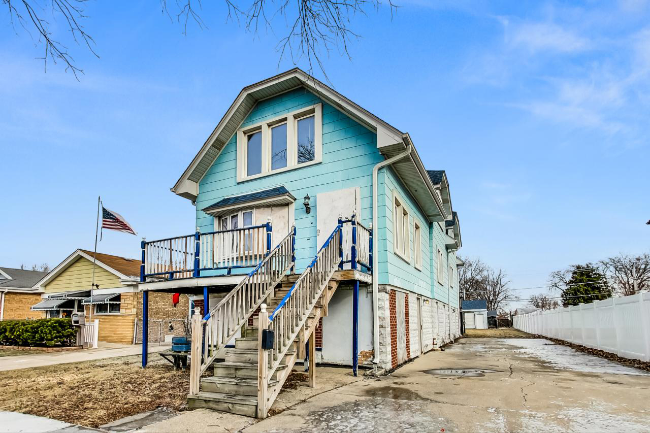 4531 Pulaski Avenue Property Photo 2