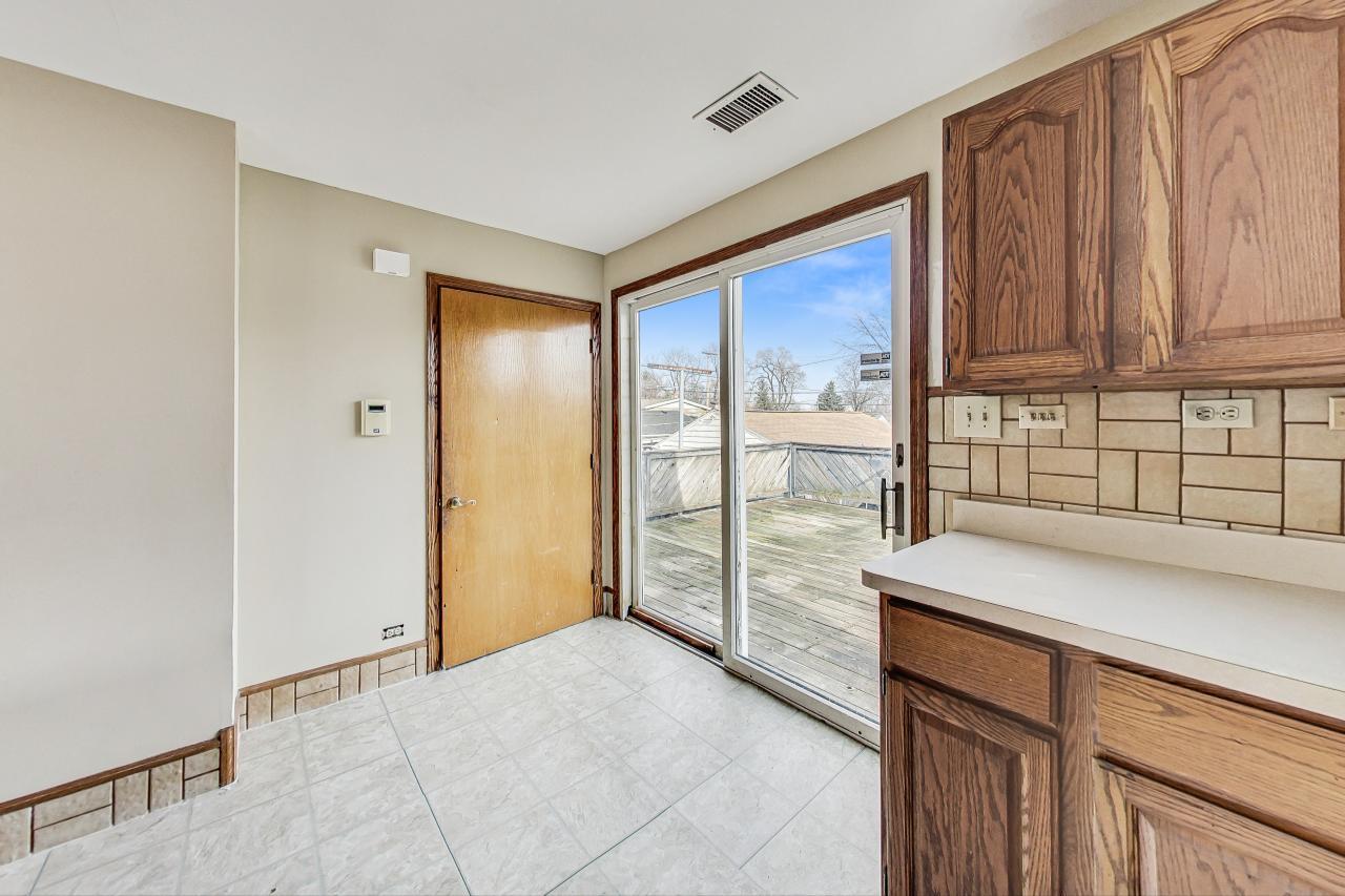 4531 Pulaski Avenue Property Photo 13
