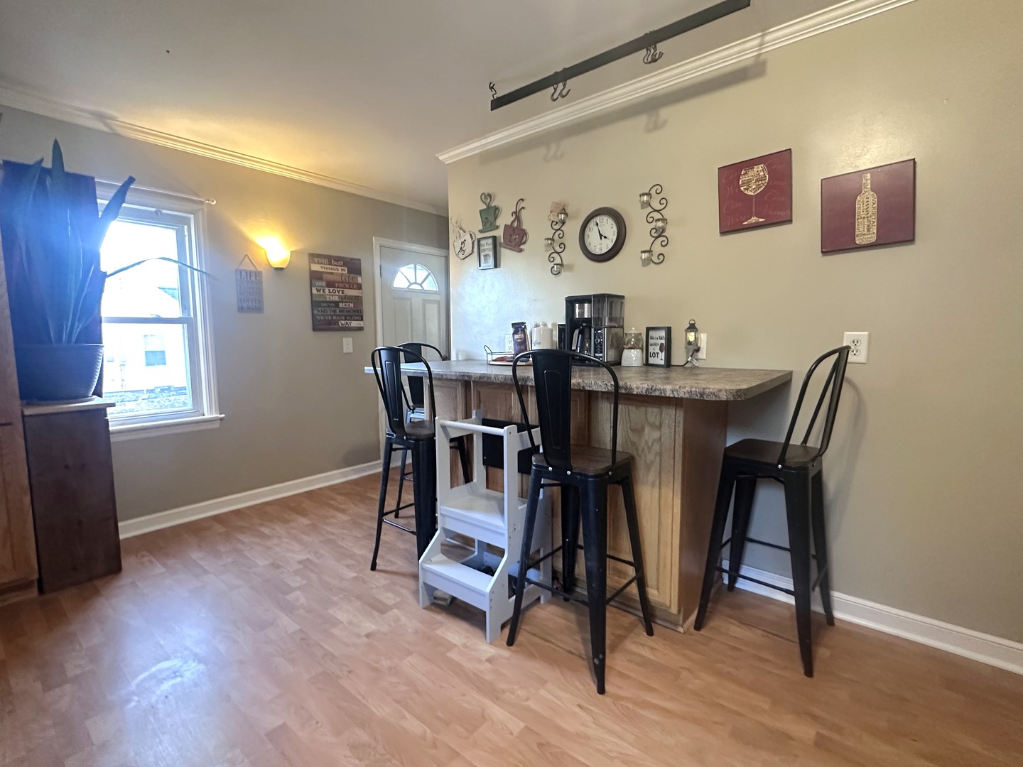 1402 7th Avenue Property Photo 8