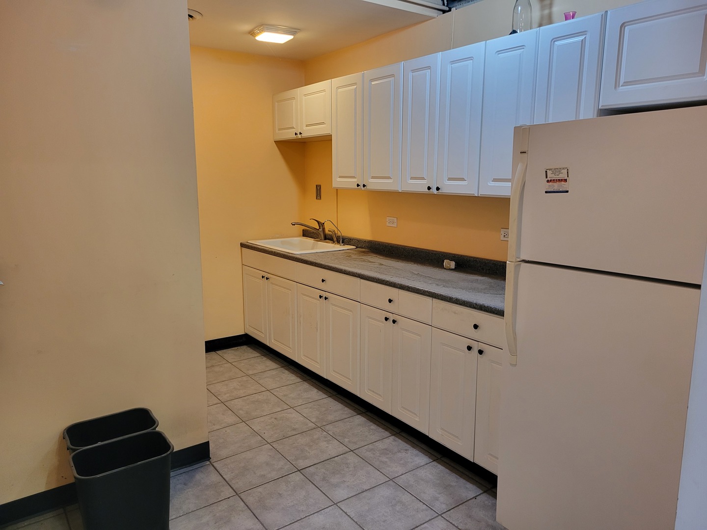 4175 Grove Avenue Property Photo 5