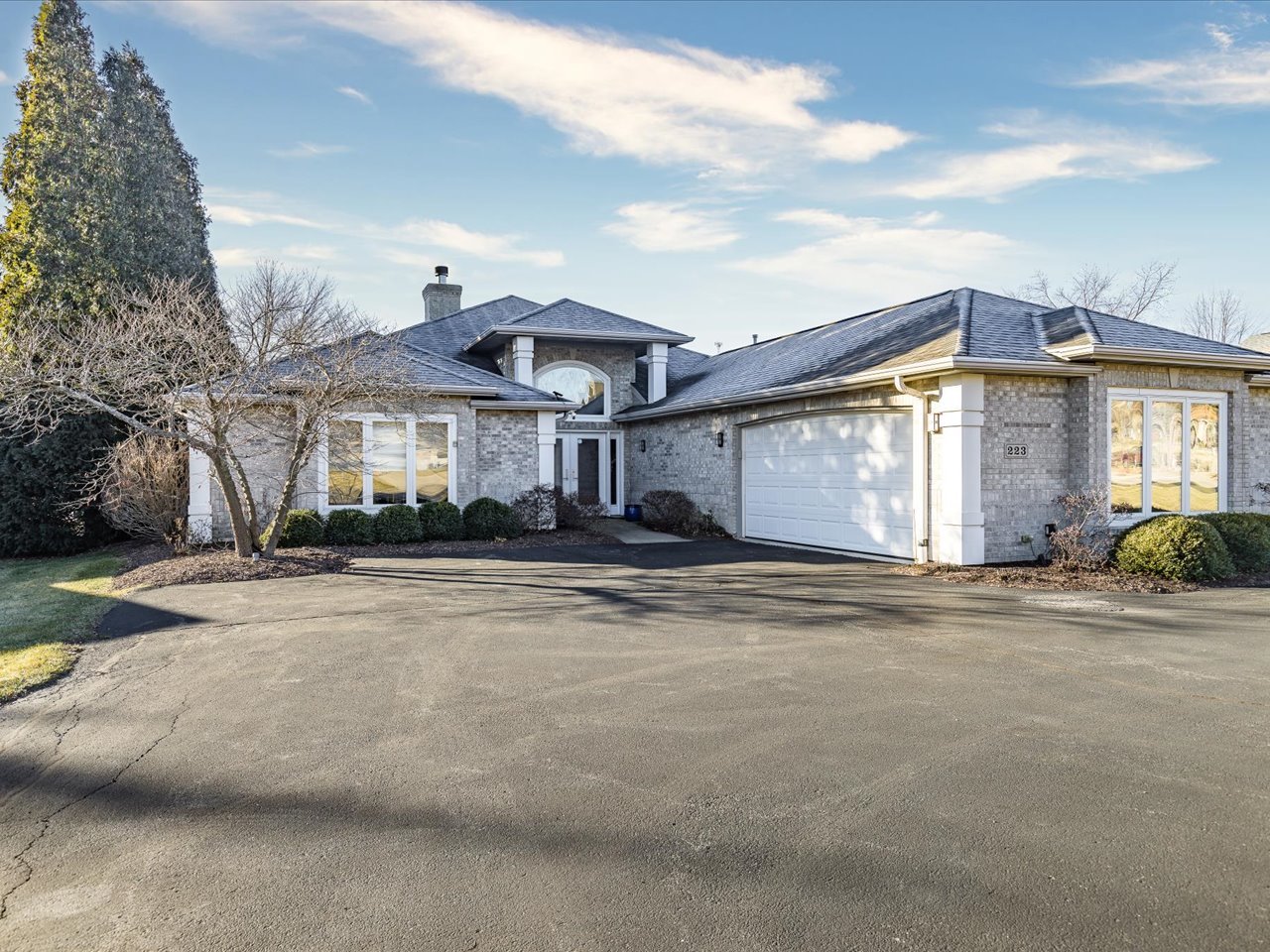 223 Lake Summerset Road Property Photo