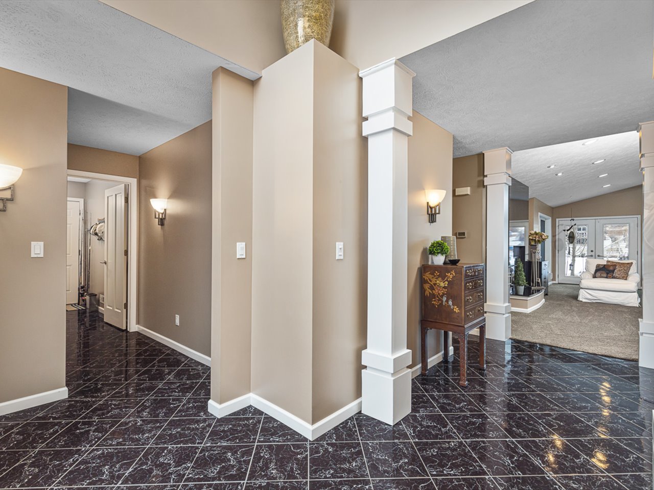 223 Lake Summerset Road Property Photo 6