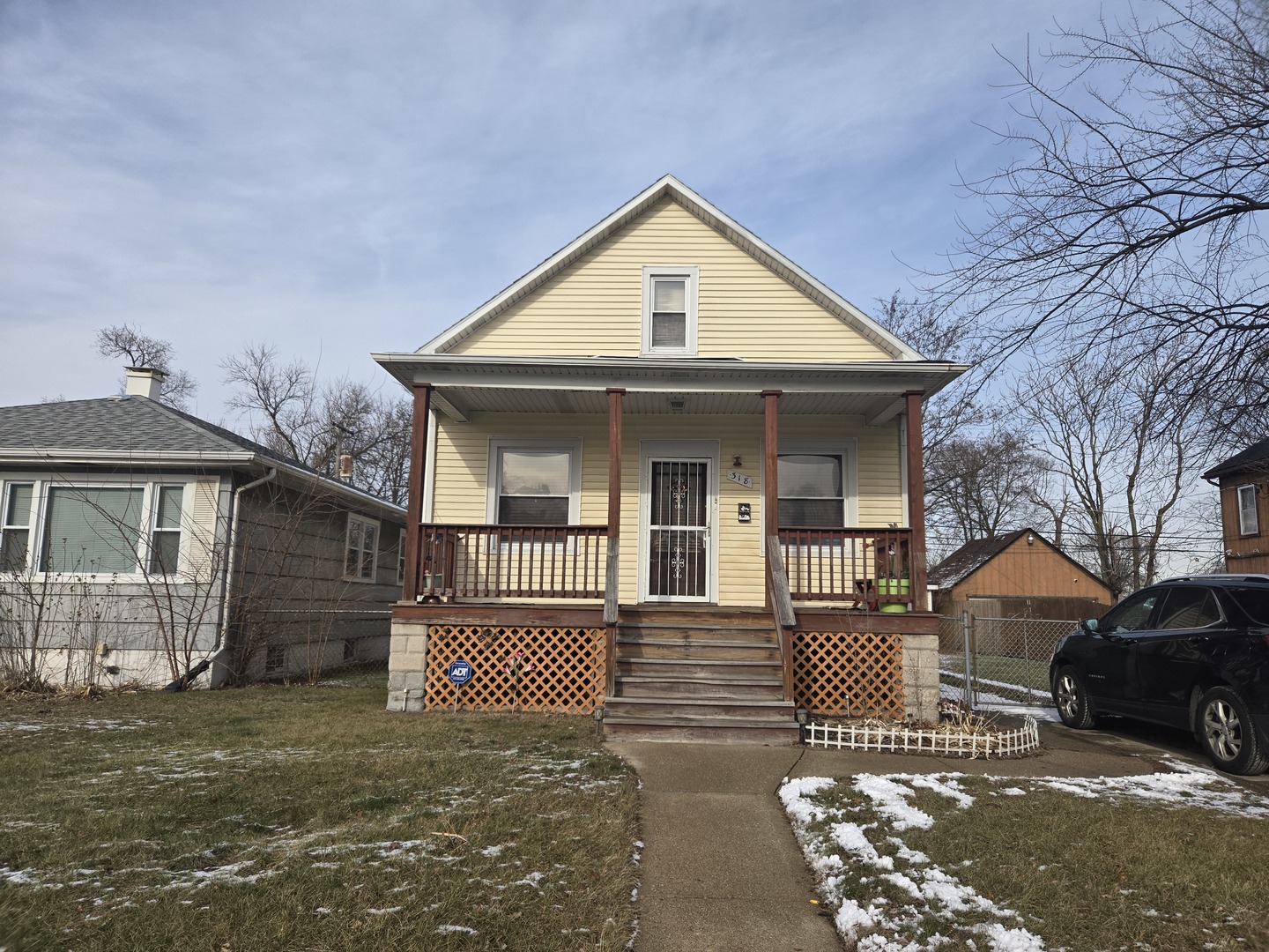 318 Pulaski Road Property Photo