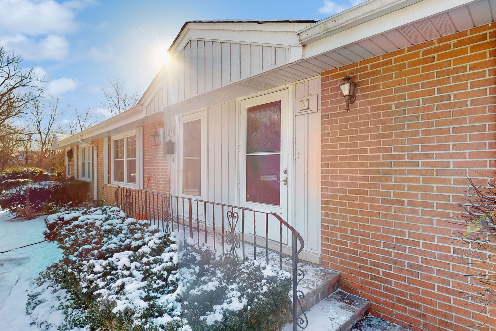11 Robin Hood Lane Property Photo