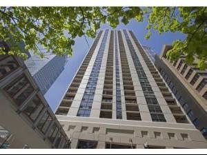 200 N Dearborn St Property Photo 1