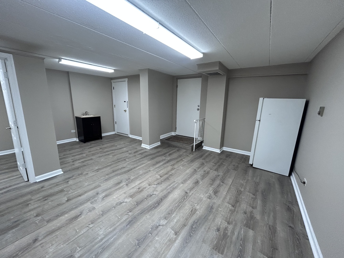 1039 College Ave Property Photo 6