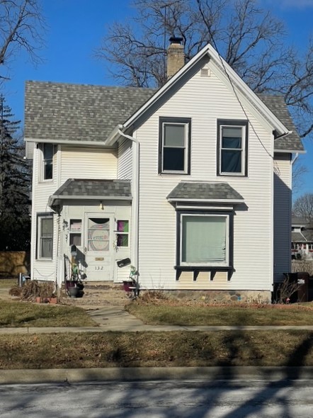 132 Mchenry Avenue Property Photo