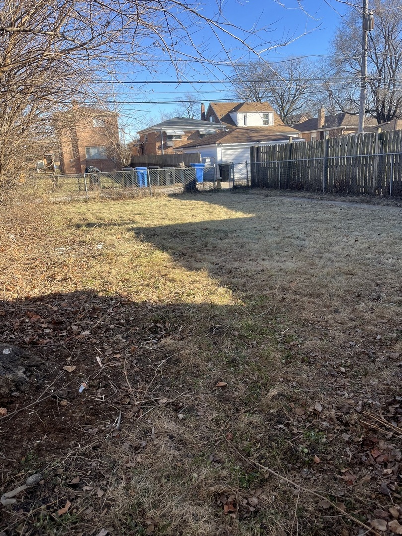 9231 S La Salle Street Property Photo 16