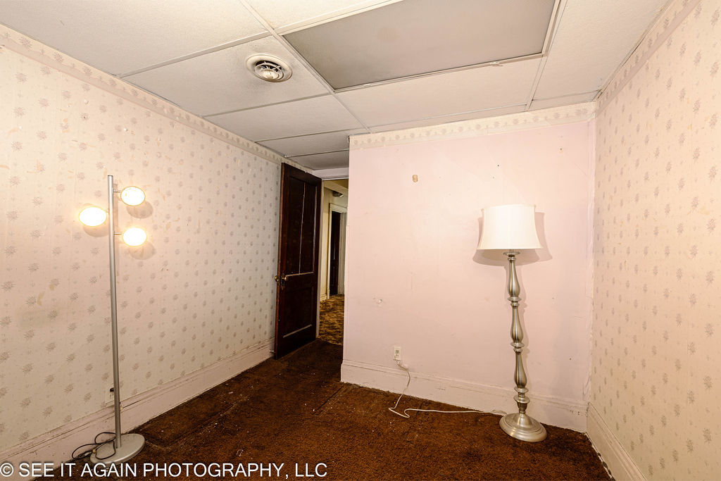 7930 S Luella Avenue Property Photo 24