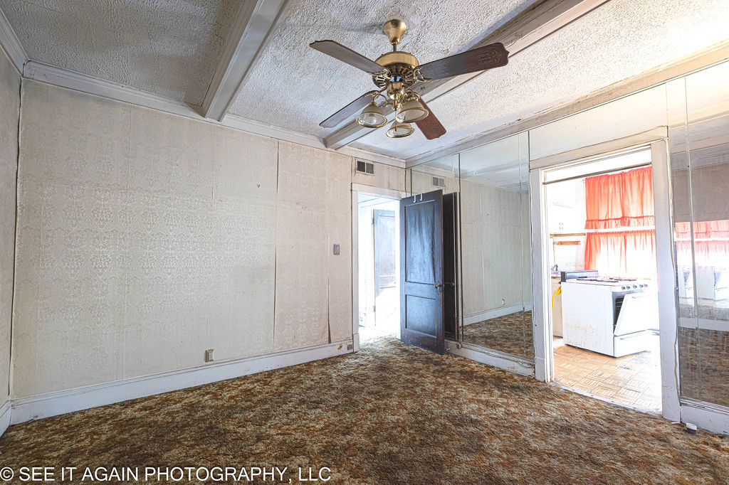 7930 S Luella Avenue Property Photo 29