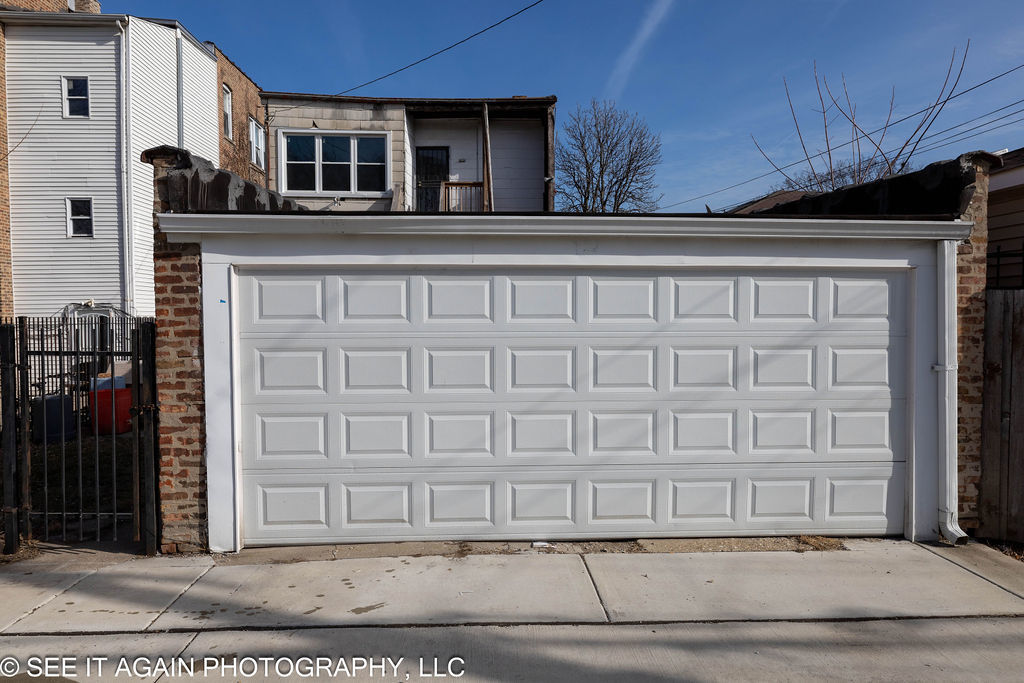7930 S Luella Avenue Property Photo 33