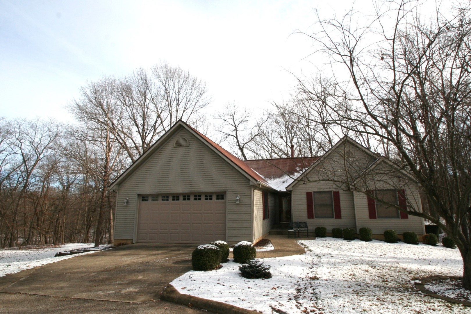 336 Westminster Dr Property Photo