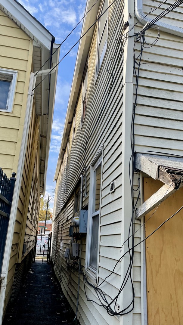 8461 S Baltimore Ave Property Photo 3